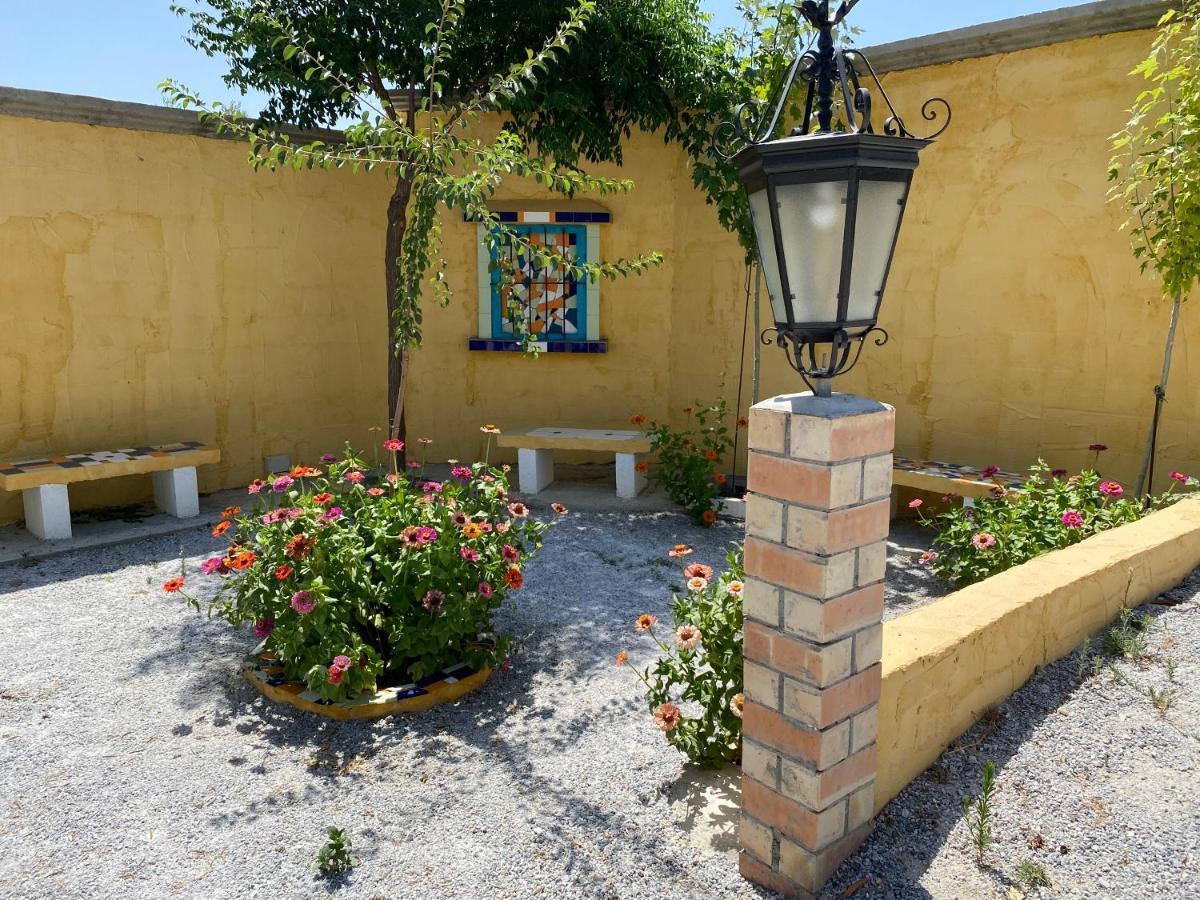 Penzion Cortijo Bustamante Baza Exteriér fotografie